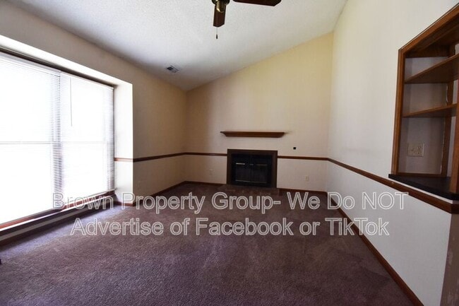Photo - 146 Homeplace Ct