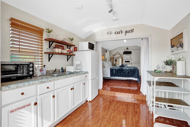 Photo - 6300 Flagler St Unidad 3