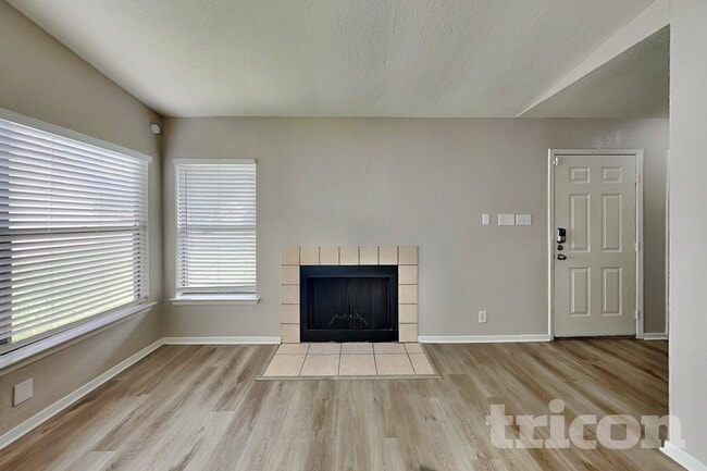 Photo - 9506 Sugarloaf Dr