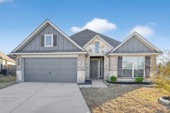 Building Photo - 151 Scenic Hills Ct