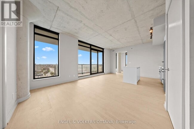 Photo - 203 Catherine St Unit 1701