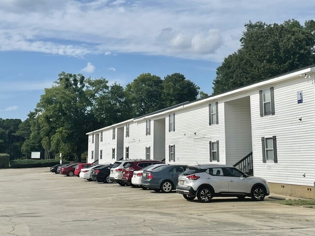 Photo - The Glenn Apartamentos