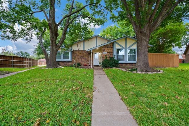 Building Photo - 2520 Majestic Dr