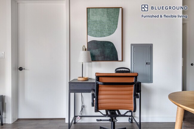 Photo - 411 W Chicago Ave Unidad FL4-ID1033