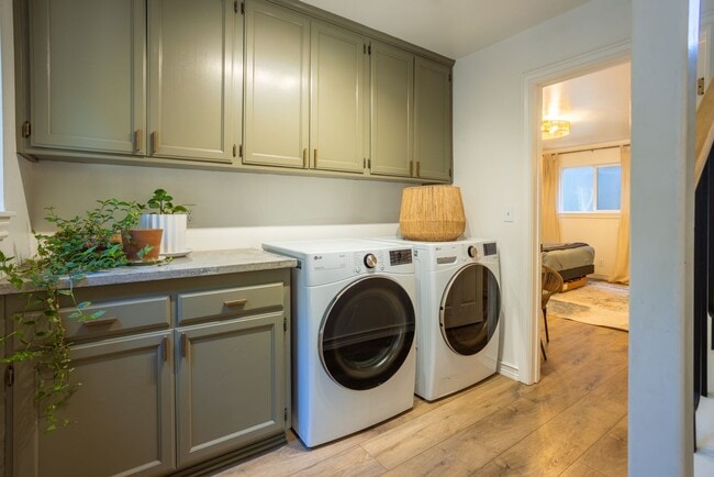 Photo - Ultra Unique Chico Tree House in The Avenues