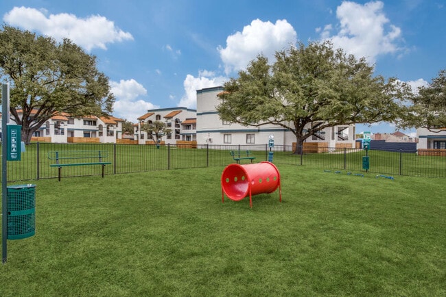 Photo - Mateo Apartment Homes