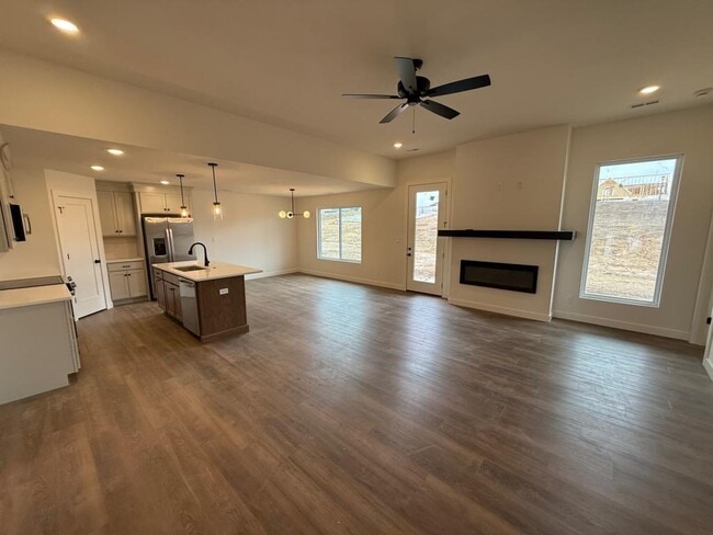 Photo - 5217 Whisper Dr