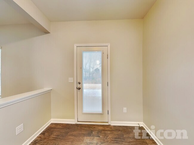 Photo - 115 Clove Hitch Dr