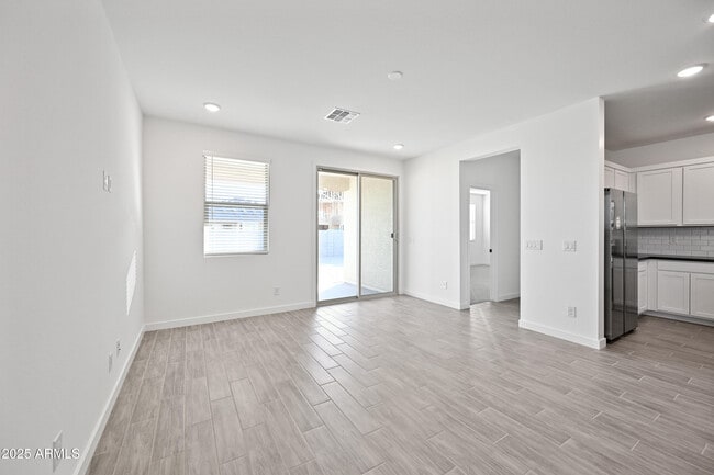 Photo - 17017 W Molly Ln