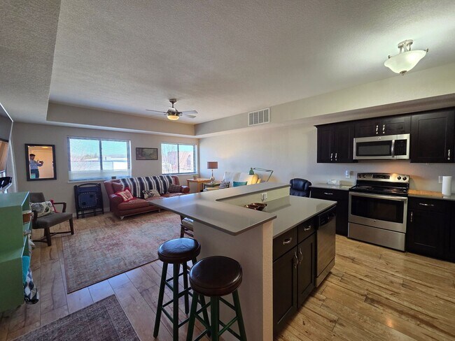 Photo - 221 E 5th St Unit E 5th 221 #209