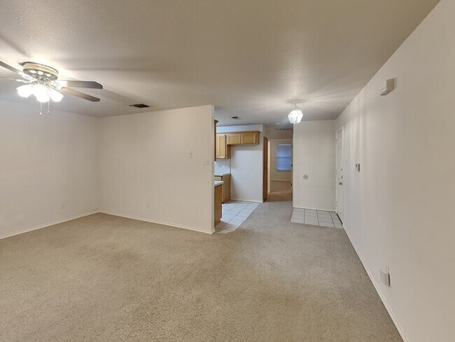Photo - 950 Austin Ct