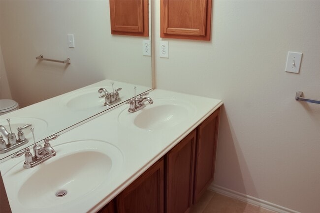 Building Photo - 19314 Chislestone Ln