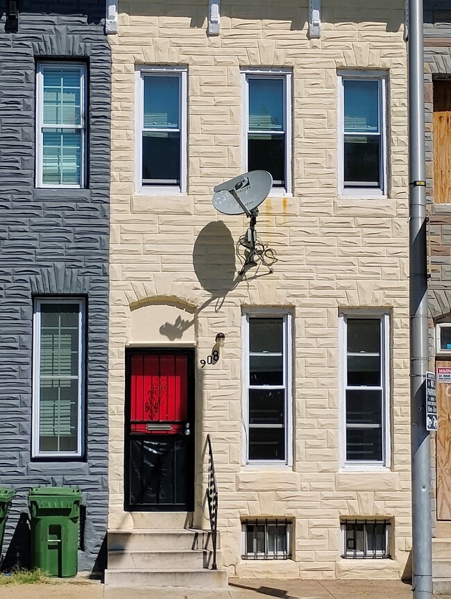 Building Photo - 908 E Preston St Rental