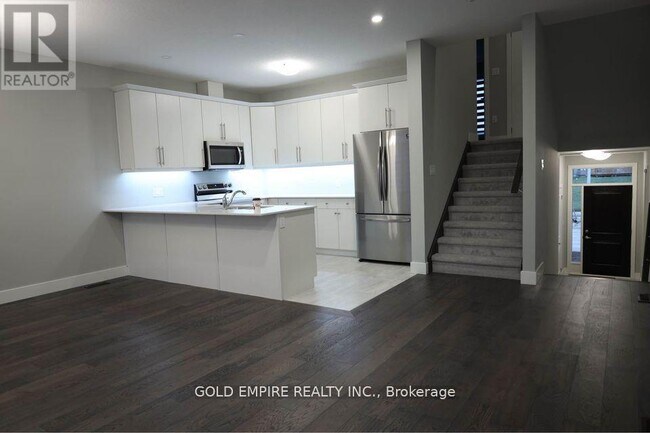 Photo - 745 Chelton Rd