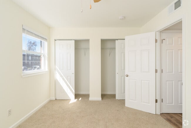 1BR, 1BA - 620SF