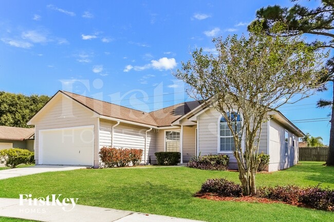 Photo - 323 Hickory Hollow Dr
