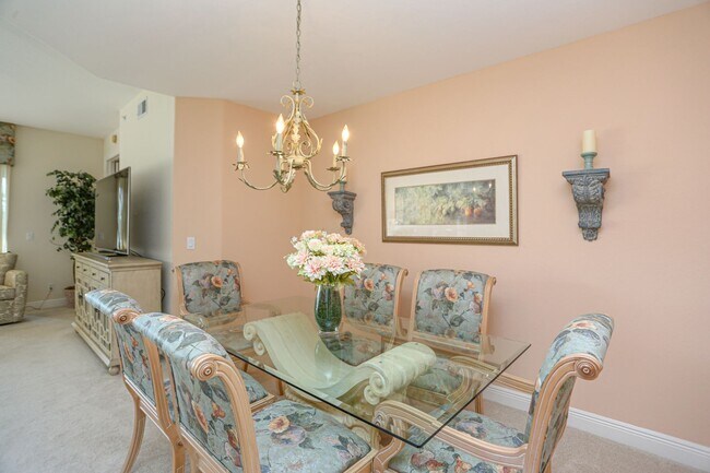 Photo - ** FIDDLER'S CREEK IN DEER CROSSING 3/2 FU...