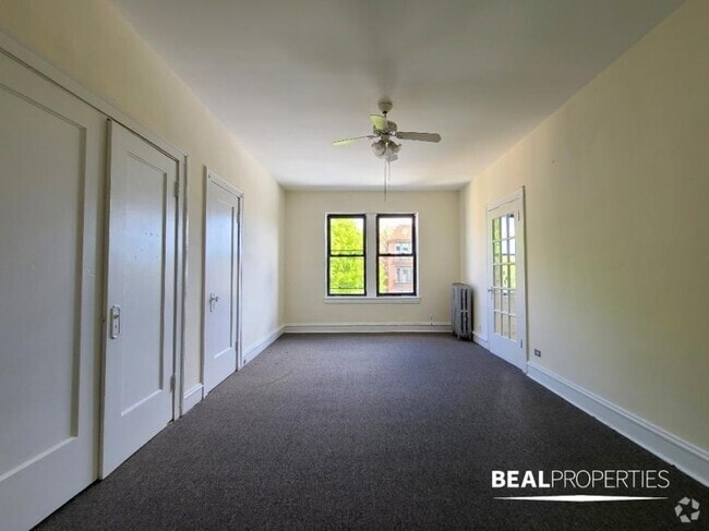 Building Photo - 0 bedroom in CHICAGO IL 60625 Unit 211 Rental