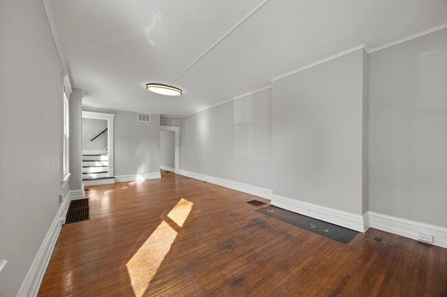 Photo - 371 Berkeley Rd