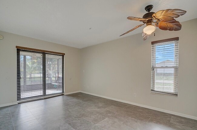 Photo - 12186 Sycamore Ln