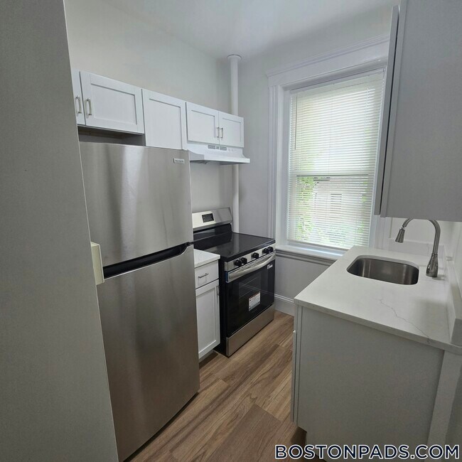 Photo - 1450 Commonwealth Ave Unit 5