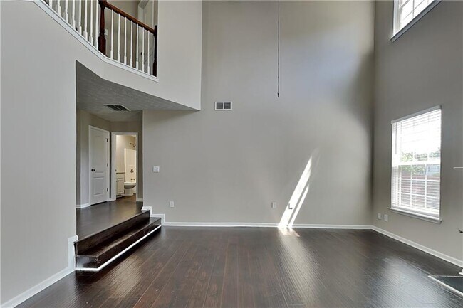 Photo - 2720 Austin Ridge Dr NE