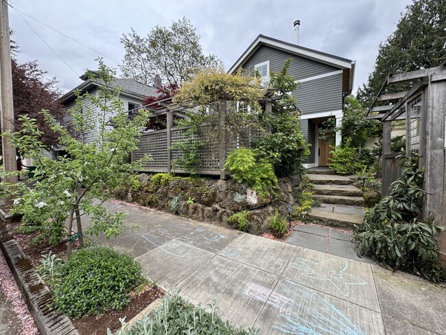 Photo - 808 NE Mason St Townhome