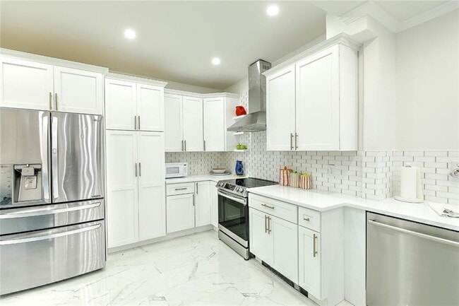 Photo - 27 S Baptist St