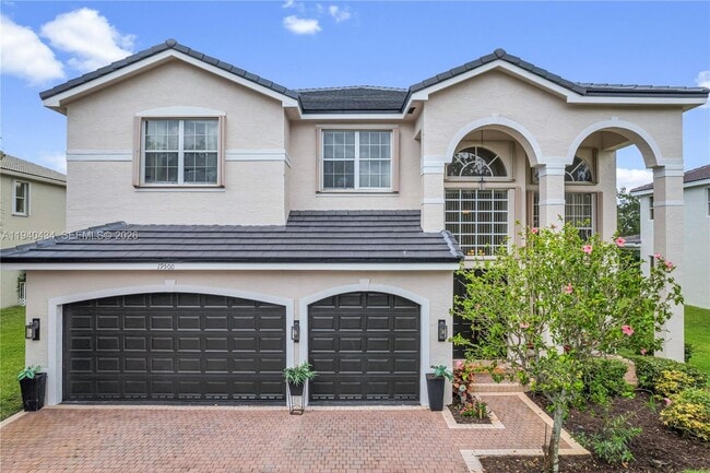 Building Photo - 19500 SW 39th Ct