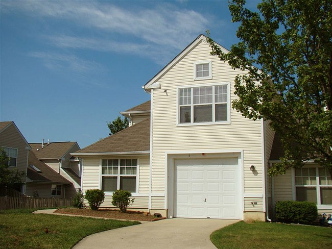 Building Photo - Bellevue Homes - No Cost Utilities*