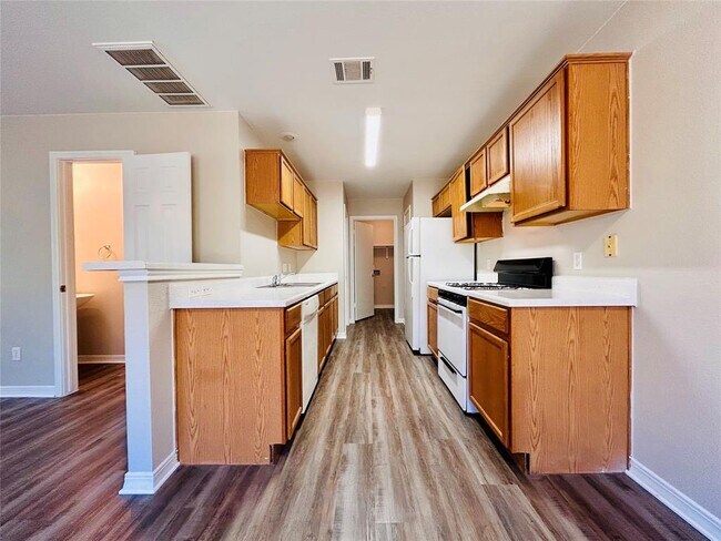 Photo - 8511 Apple Carrie Cove