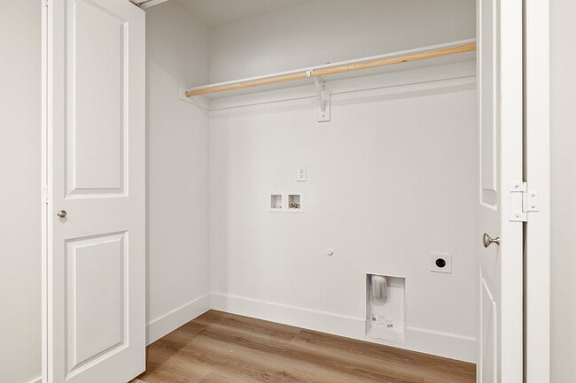 Photo - 1074 S Underwood Pl