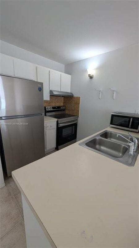 2701 Riverside Dr Unit 206b