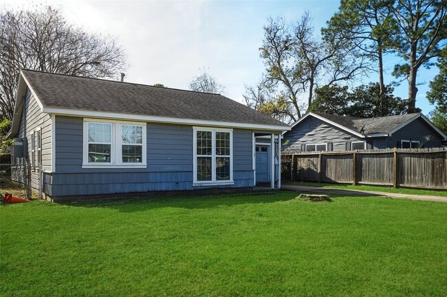 Photo - 1015 Prune St