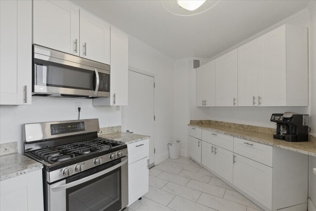 Photo - 4940 S East End Ave