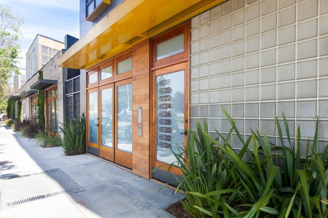 Photo - Contemporary, Large 1br/1ba Apt. Near Ashby BART Unit 6030