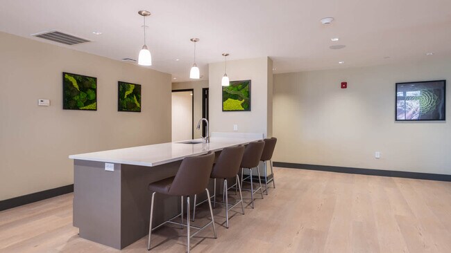 Lounge - Watertown Square