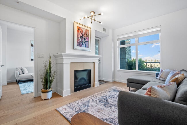 Photo - 5011 Springs Blvd