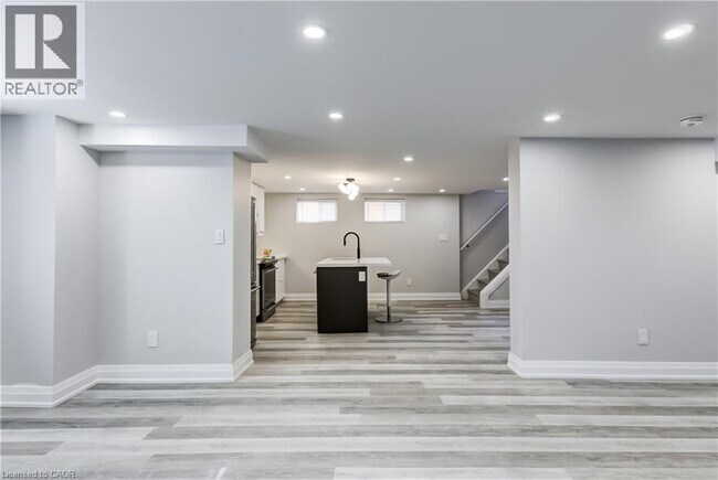 Photo - 22 N Heights Rd