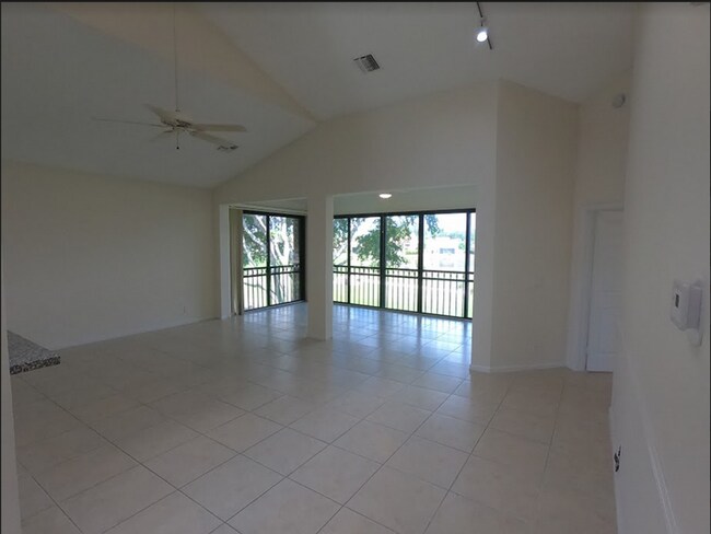 Photo - 8033 Aberdeen Dr Unit 201