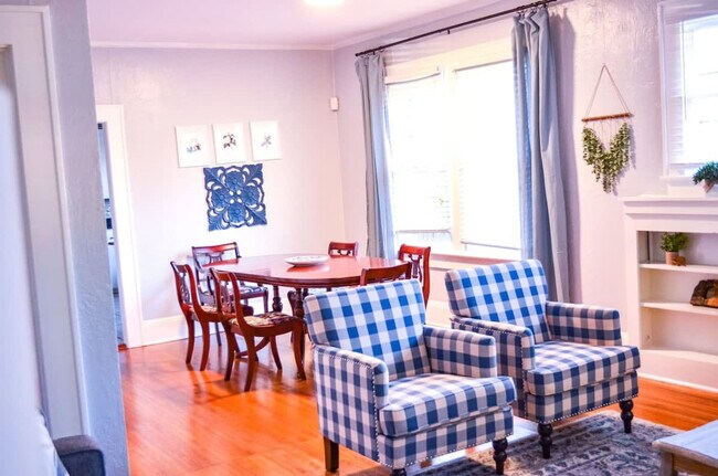 Photo - 182 Williams St Unit ID1043570P