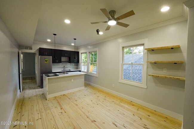 Photo - 1932 Hubbard St Unit 1