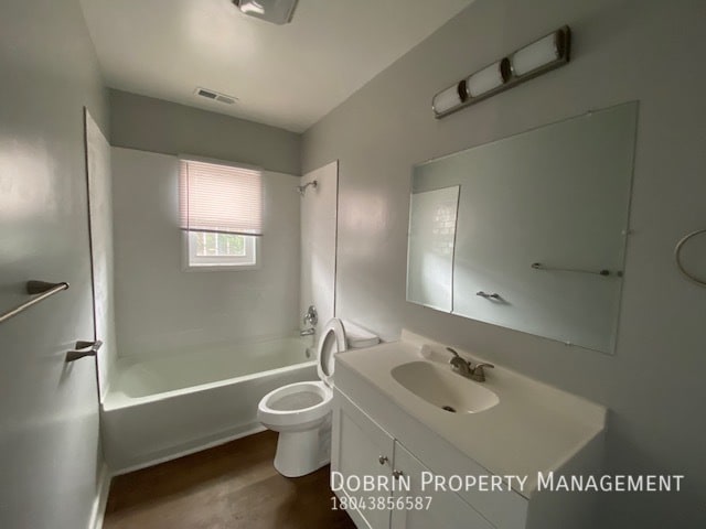 Photo - 3217 N St