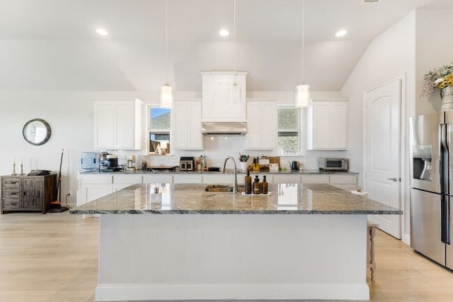 Photo - 209 Chesapeake Dr