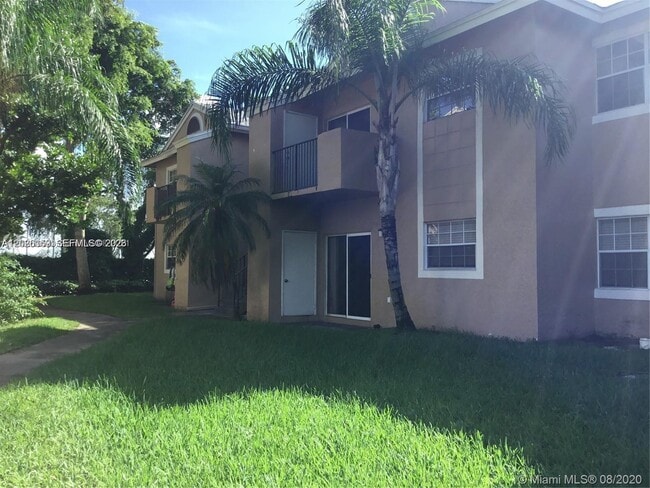 Building Photo - 2391 NW 96th Terrace Unit 19M