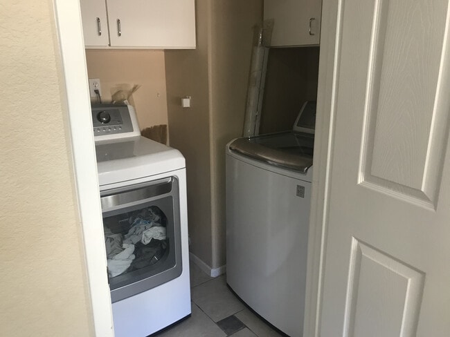 Photo - 3 Bedroom Home in a Great Location of Oceanside!