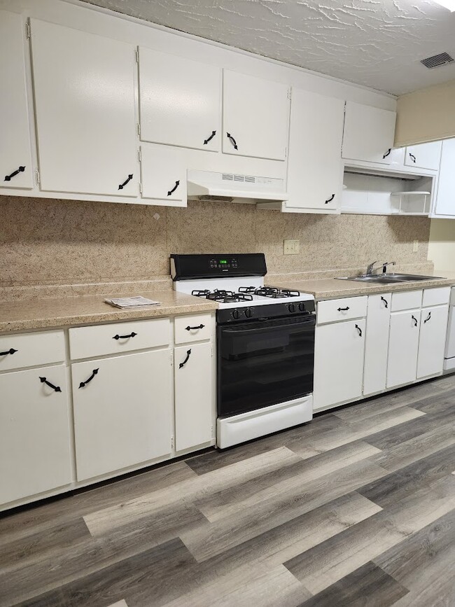 Photo - 3816 Gertrude St