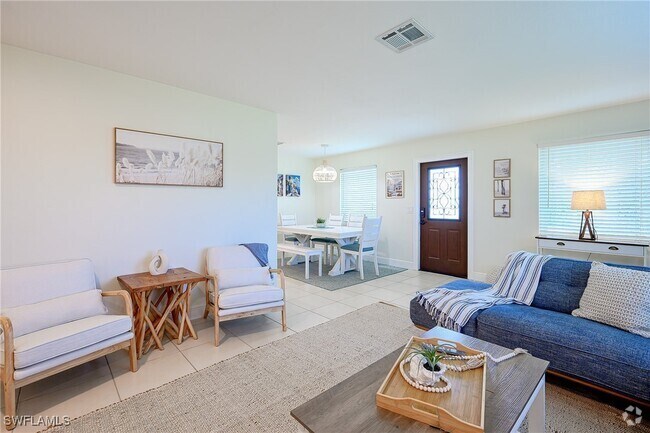 Building Photo - 757-101 101st Ave N Rental
