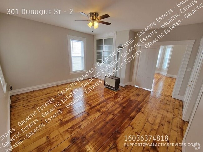 Building Photo - 301 Dubuque St Unit 2 Rental