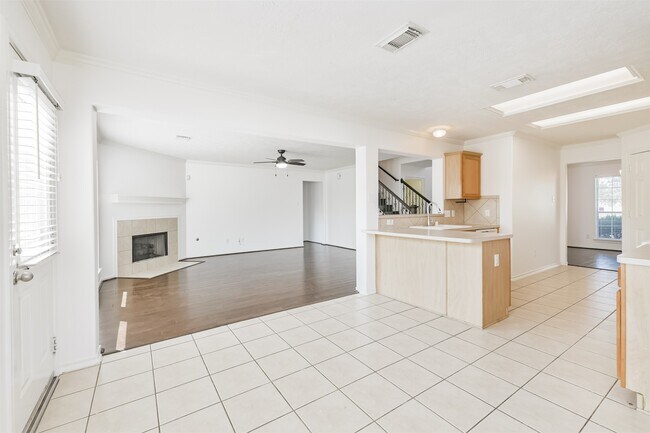 Photo - 2507 Liza Ct